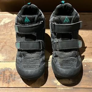 Mishansha kids hiking boots size 32 / 13.5